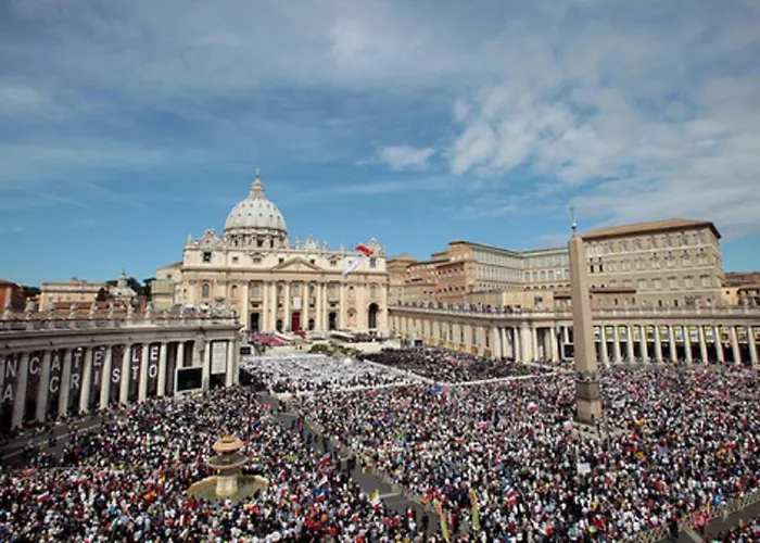 Vatican's Roof בית הארחה